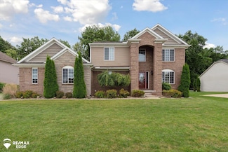 4405 Newark Cir, Grand Blanc, MI 48439