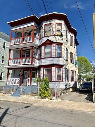 57-59 Walnut St, Lawrence, MA 01841