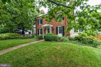 3711 Fessenden St NW, Washington, DC 20016