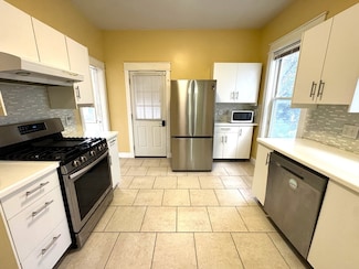 24 Weld Hill St Unit 2, Jamaica Plain, MA 02130