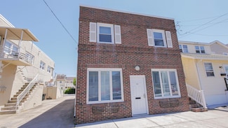 11 S Washington Ave, Margate City, NJ 08402