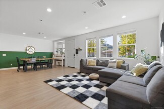 8686 Tobago Ln, Santee, CA 92071