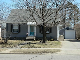 1044 Oakdale Ave, Saint Paul, MN 55118