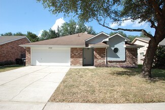 13522 N Peachfield Cir, Houston, TX 77014