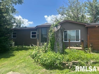 1011 S 20th St, Murphysboro, IL 62966