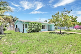 3031 NE 11th Ave, Pompano Beach, FL 33064