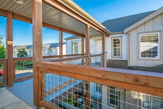 815 Judson St Unit 201, Lynden, WA 98264