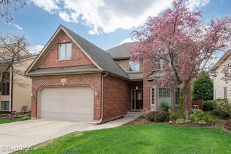 504 Lindley Ave, Westmont, IL 60559