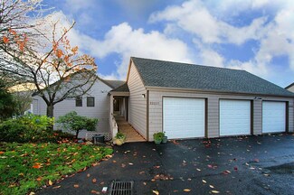 22217 SE 42nd Ln, Issaquah, WA 98029