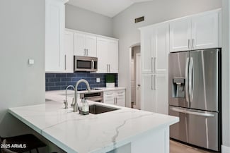 1057 W Laurel Ave Unit II, Gilbert, AZ 85233