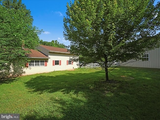 400 Smith Ln, Palmyra, PA 17078