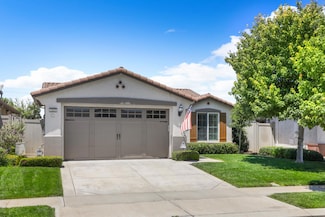 2323 Acorn Meadows Ln, Manteca, CA 95336