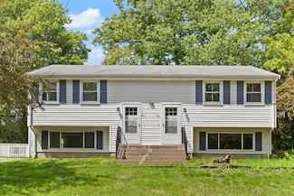 63 Taunton St Unit 63, Bellingham, MA 02019