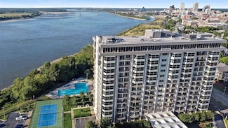 655 S Riverside Dr Unit 205A, Memphis, TN 38103