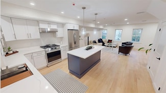 50 N Payne St Unit 5, Quincy, MA 02169
