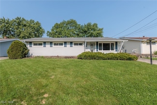 9266 Cranbrook Dr, Northfield, OH 44067