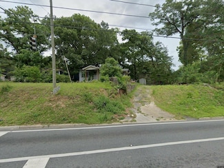 1303 Old Bainbridge Rd, Tallahassee, FL 32303