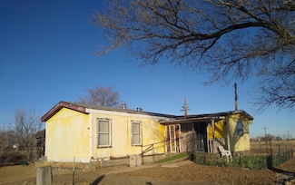 108 S Saint Clair St, Hasty, CO 81044