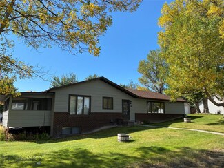 100 E Boulder Ct, Big Timber, MT 59011