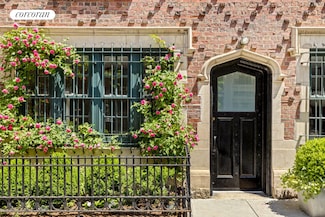 61 W 9th St Unit 1A, New York, NY 10011