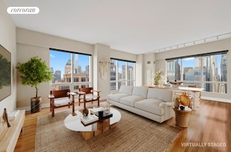 350 W 42nd St Unit 41D, New York, NY 10036