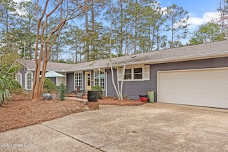 2151 E Northside Dr, Jackson, MS 39211