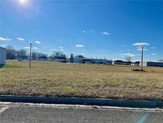 Lot 5 E Park Ln, Odessa, MO 64076