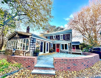 1800 Sound Ave, Mattituck, NY 11952