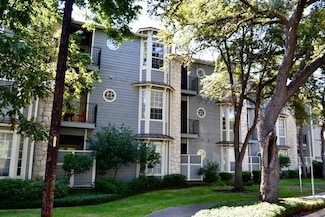 3111 Tom Green St Unit 304, Austin, TX 78705