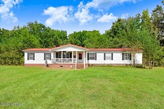 2066 Old Smithfield Rd, Goldsboro, NC 27530