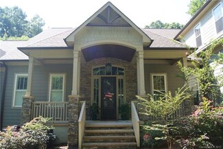 435 Mammoth Oaks Dr, Charlotte, NC 28270