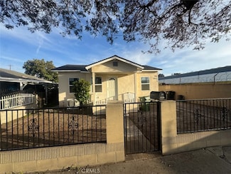 914 E O St, Wilmington, CA 90744