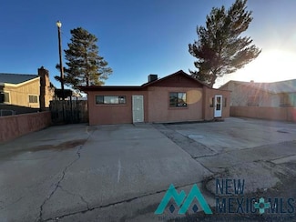 320 E 7th St, Lordsburg, NM 88045
