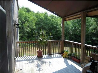 77 Roberts Pond Rd, Lyman, ME 04002