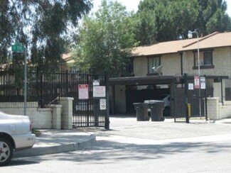 7942 Midhurst Dr, Highland, CA 92346
