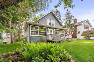 324 W Wabasha St, Duluth, MN 55803