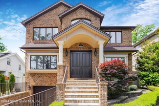 346 Jefferson Blvd, Staten Island, NY 10312