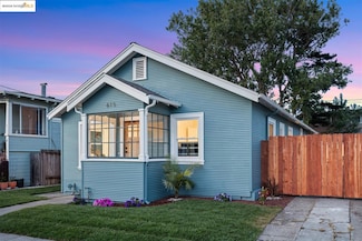 615 Kains Ave, Albany, CA 94706
