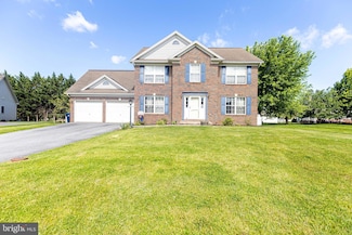 13201 Shawnee Cir, Waynesboro, PA 17268