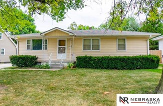 2413 S 47th St, Omaha, NE 68106