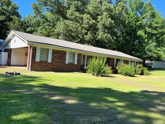 1163 Wilson Rd, Batesville, MS 38606