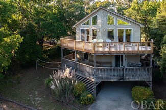 100 Christopher Dr, Kitty Hawk, NC 27949