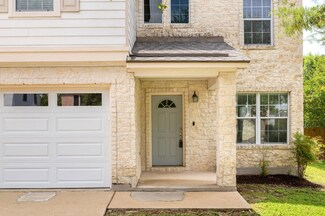 196 Cazador Dr, San Marcos, TX 78666