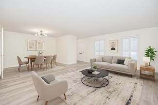 10378 Briar Forest Dr Unit 32/5, Houston, TX 77042