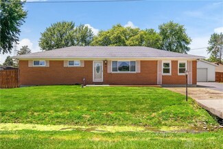 1615 Lammes Ln, New Carlisle, OH 45344