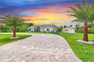 8852 154th Rd N, West Palm Beach, FL 33418