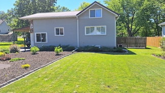306 N Joy St, Tampico, IL 61283