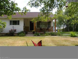 7365 Richmond Rd, Solon, OH 44139