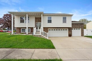1807 Saint George Dr, Schererville, IN 46375