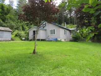 134 Dexter Mountain Rd, Glover, VT 05839